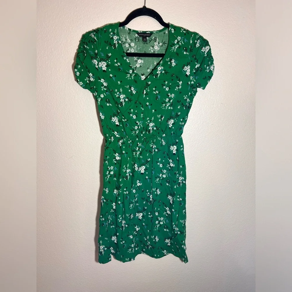 Banana Republic Green Floral Ruched Sleeve Dress – Size XS